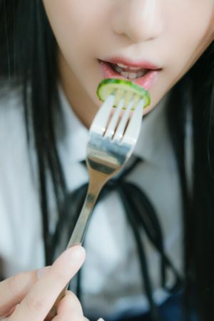 年轻的女朋友交换3
